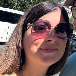 Meet your Posher, Deanna